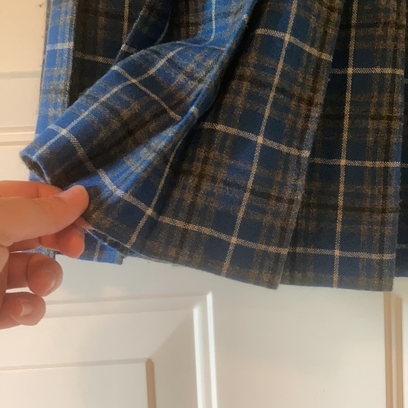 Vintage Girls Pleated plaid skirt - Picture 3 of 9